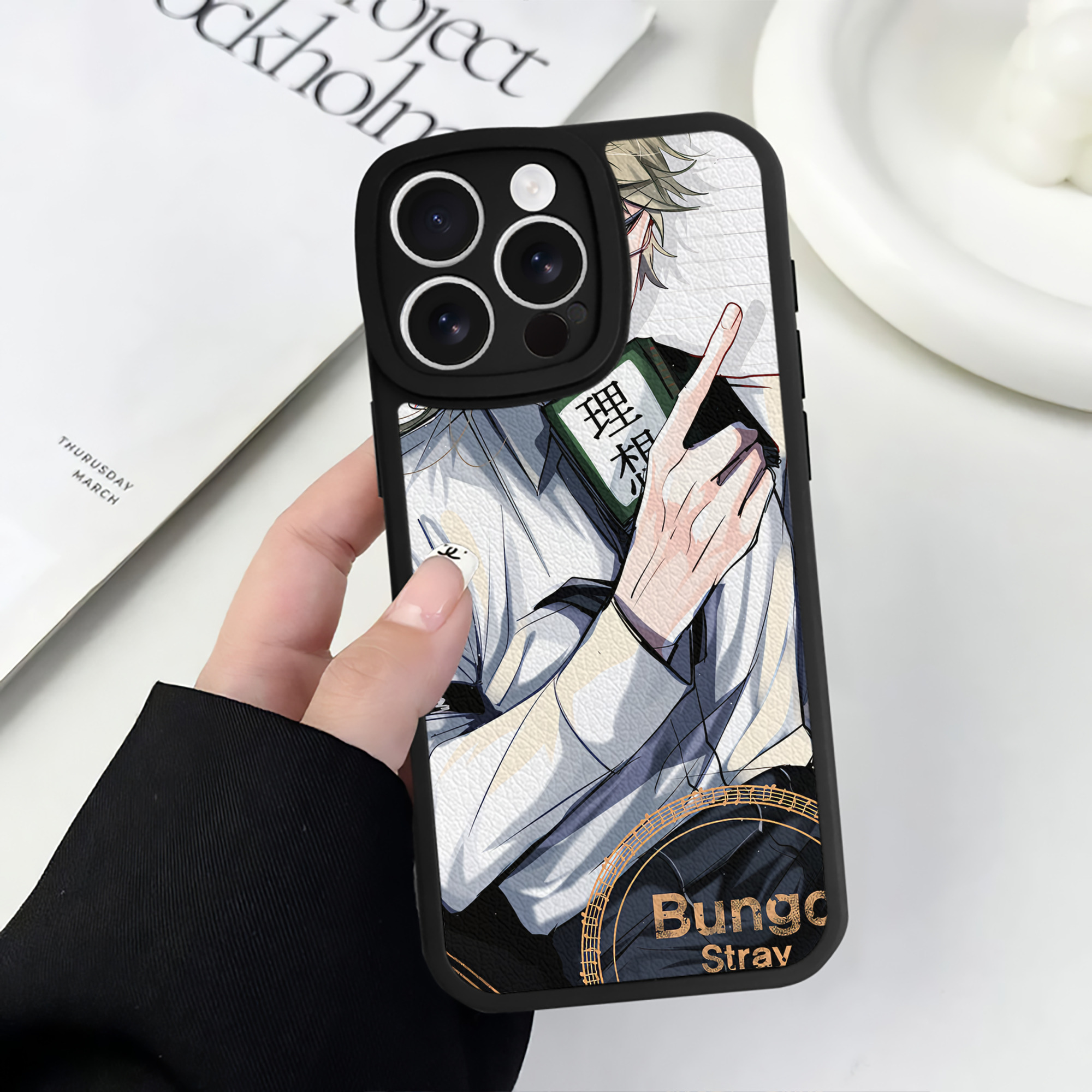 （画像用） 文豪ストレイドッグス Bungo Stray Dogs 【iPhone 16シリーズ対応】シリコンスマホケース（レザー調） 材質：シリコン